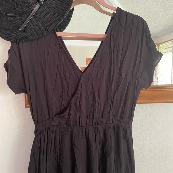 Classic Sexy Wrap Short Sleeve Wide Leg Jumpsuit - Picture 5 of 5